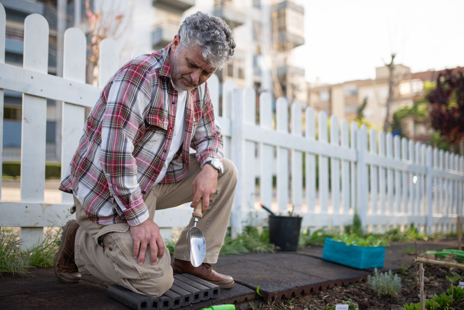 Création de petits jardins et d'espaces verts urbains — JARDINS DE LA SÈVRE à Nantes